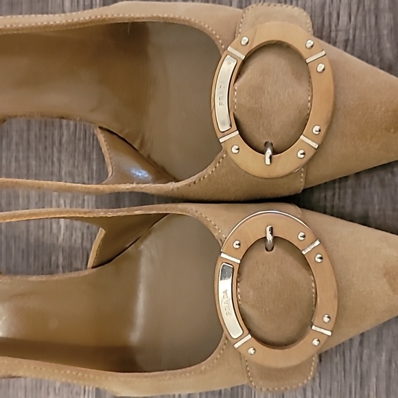 Prada camel sling backs - Picture 2 of 5